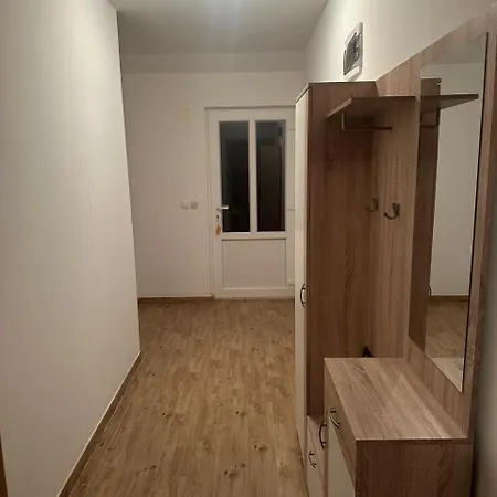 Spacious With Parking And Terrace *